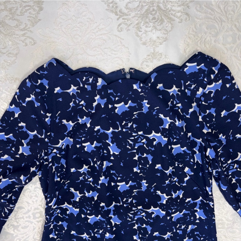 Talbots Floral Print Crepe Shift Dress With Scalloped Neckline Blue Size 2 - Picture 6 of 10